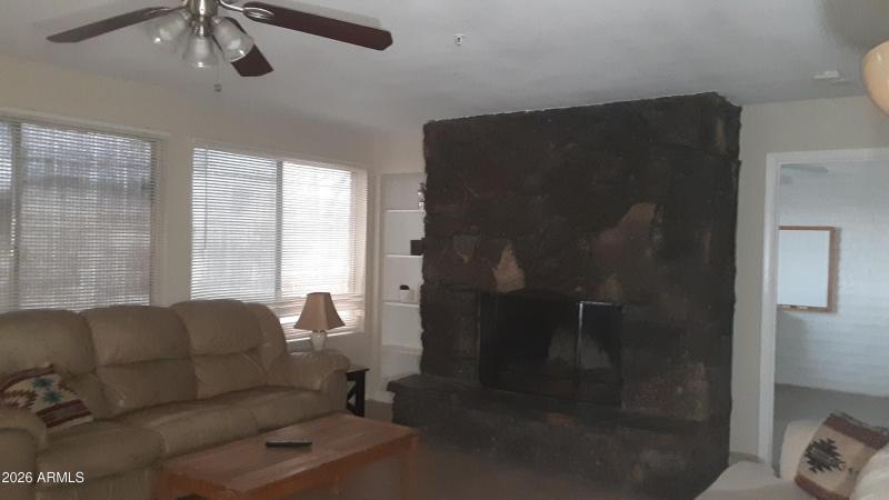 4-Living-Room