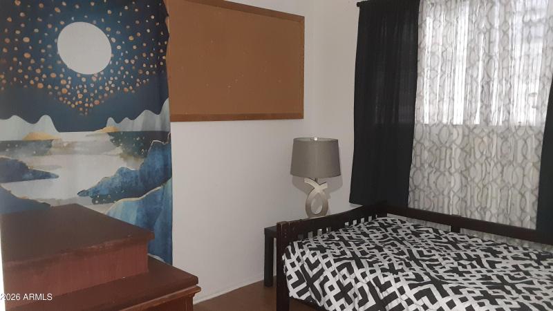 13-bedroom