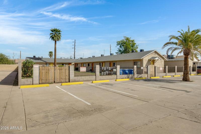 2238 E Taylor St-3