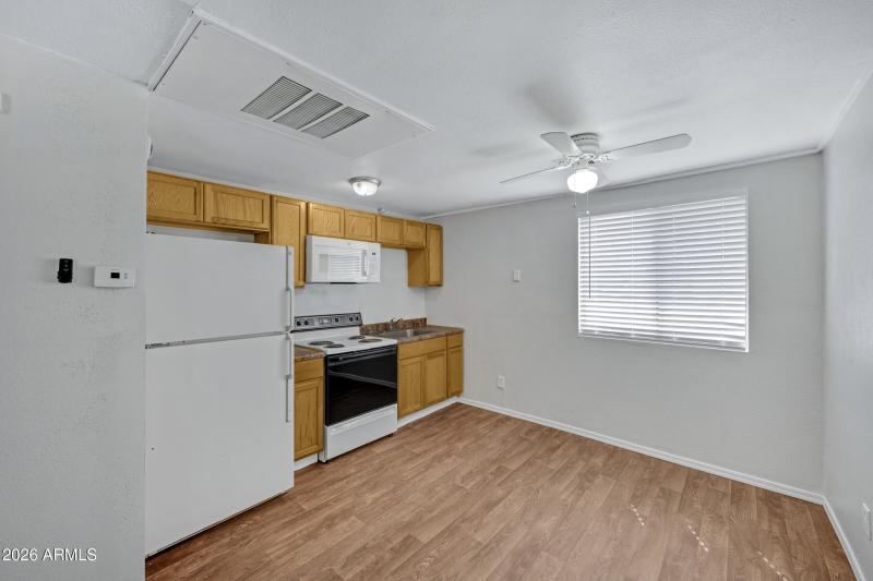 2238 E Taylor St-35