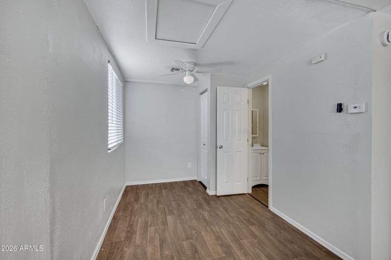2238 E Taylor St-37