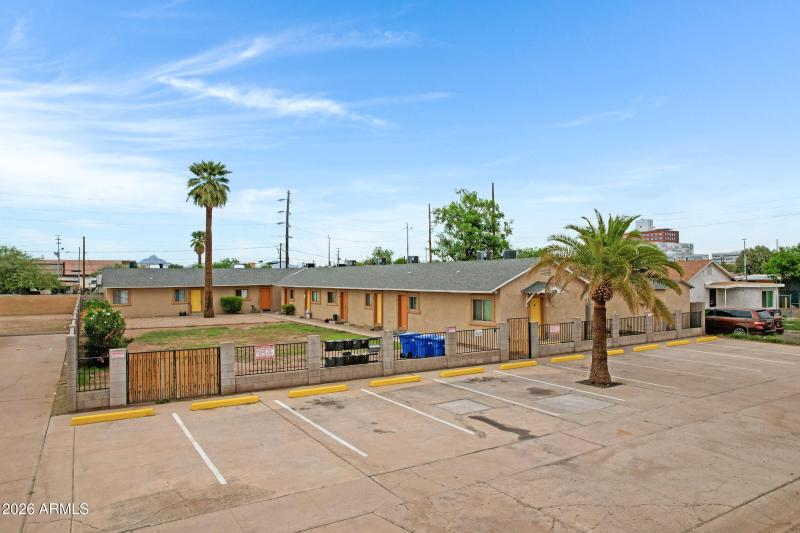 2238 E Taylor St-43