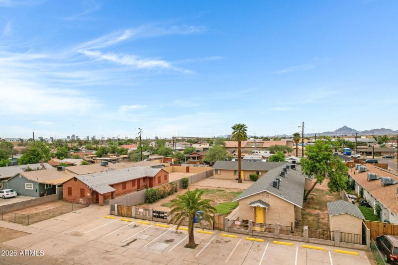 2238 E Taylor St-45