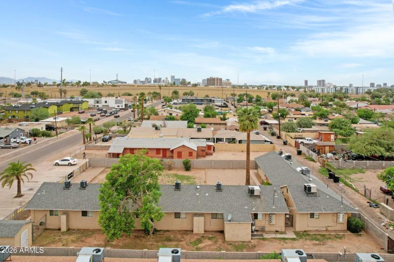2238 E Taylor St-51