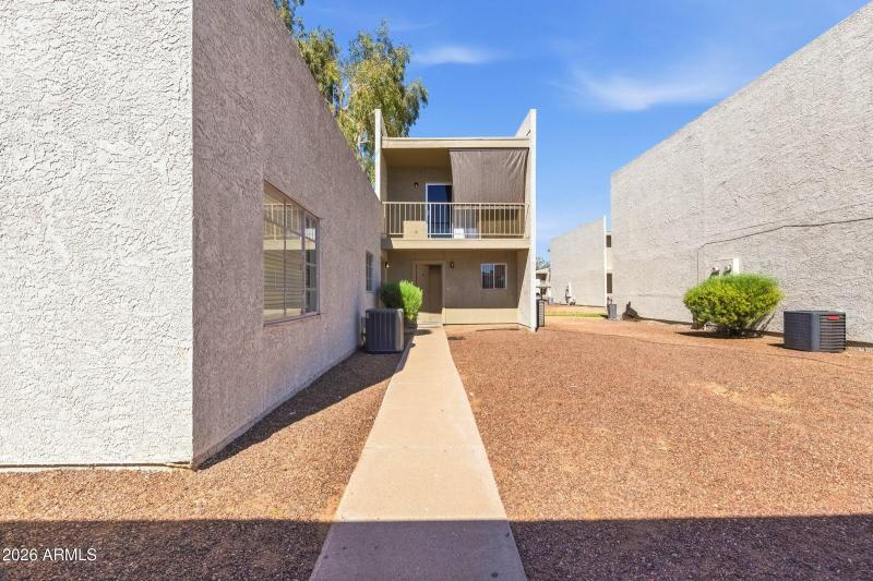 10-custom-2828 E Tierra Buana Ln-10