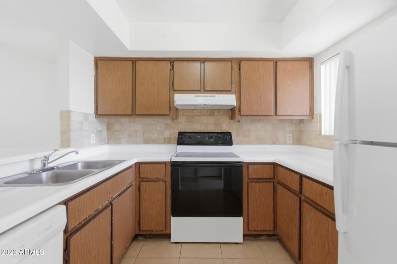 11-custom-2828 E Tierra Buana Ln-11