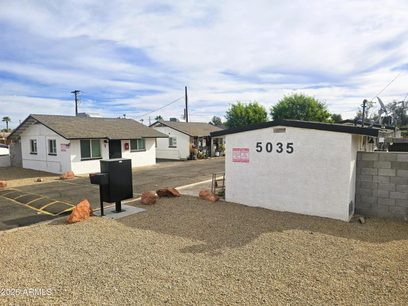 5035 N 23rd building view