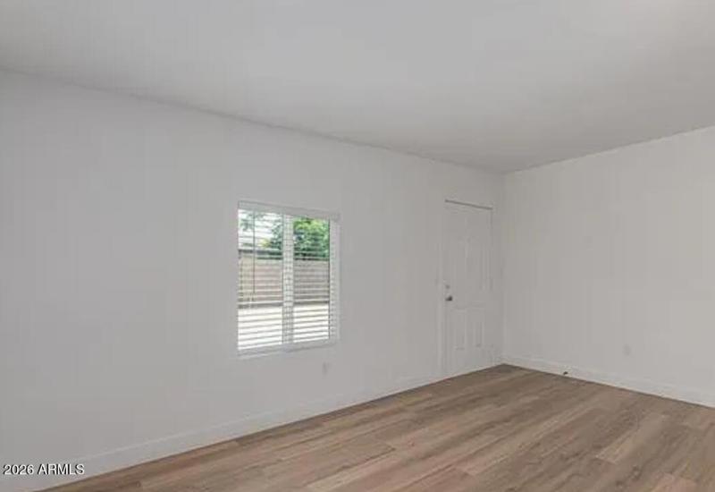 Front door unit 4