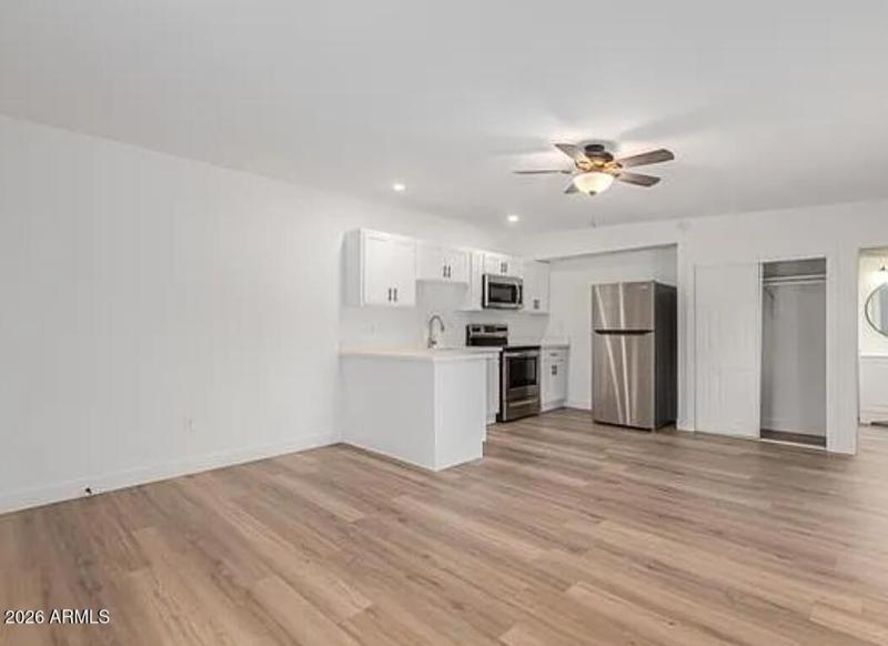 Kitchen Unit 4