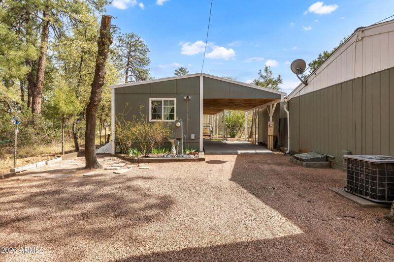 Unit 1 Driveway