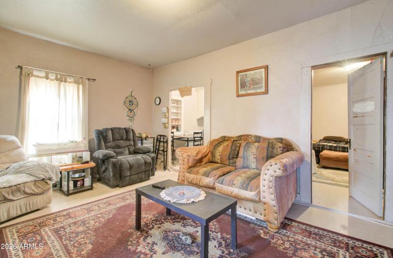 180 N Miami Ave-20