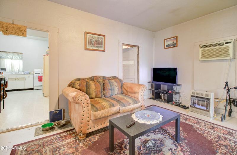 180 N Miami Ave-23