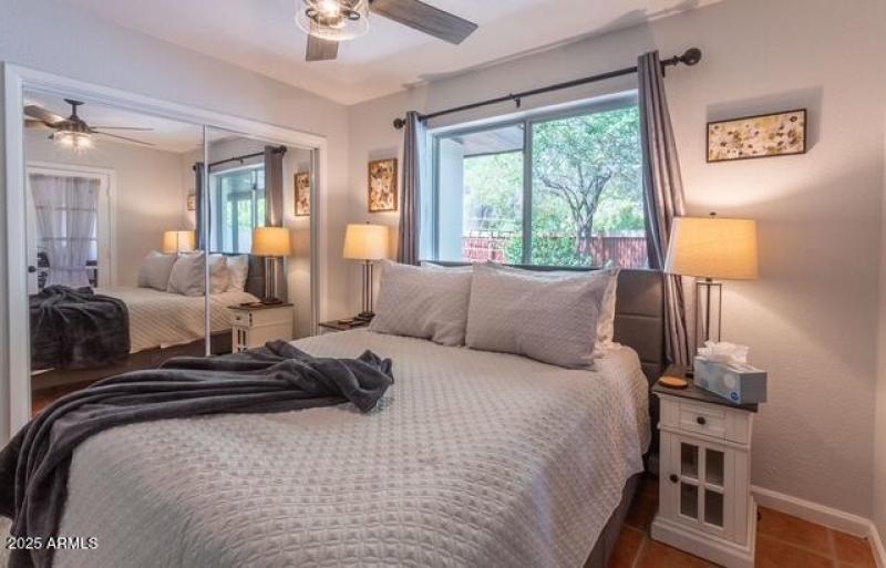 bedroom-02