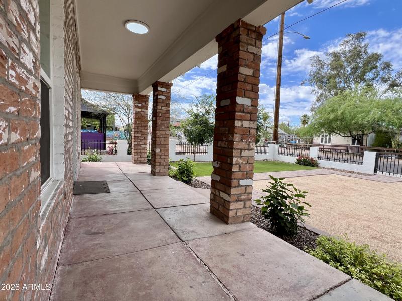 921 Porch