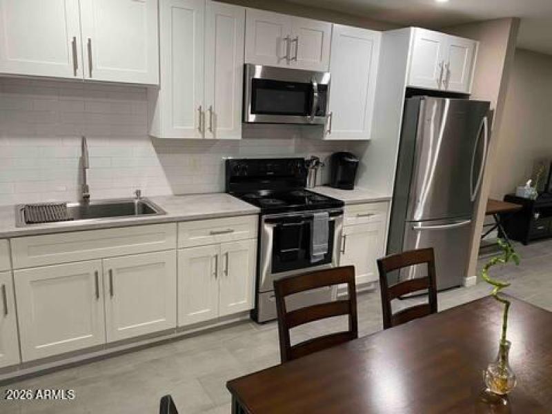 C3 Kitchen 2