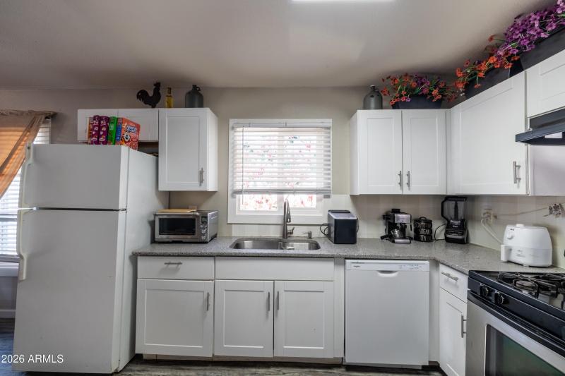6739 N 61st Ave - Cody Leslie - 2026-8