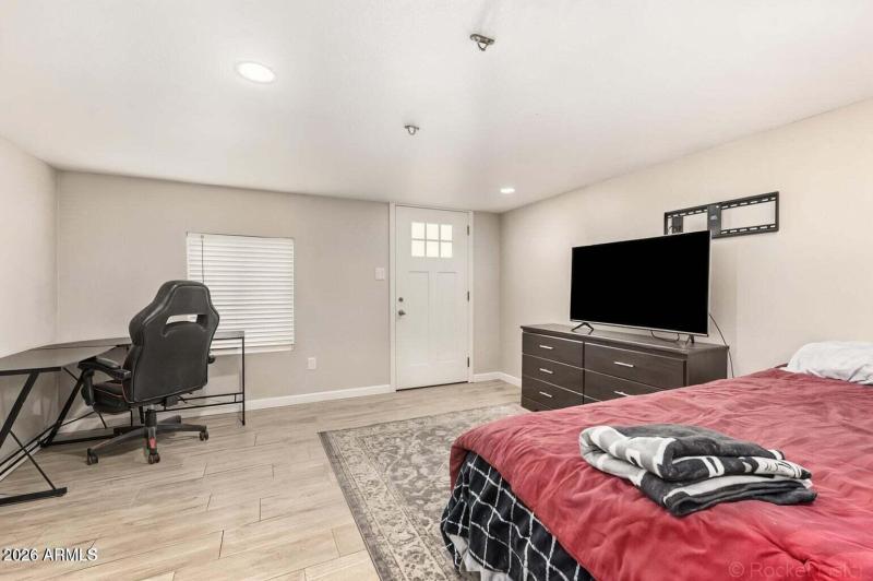 Detached Studio Bedroom 1