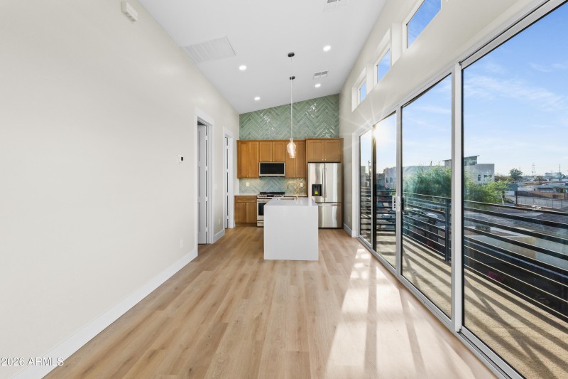 1115 S Montezuma Ave-28