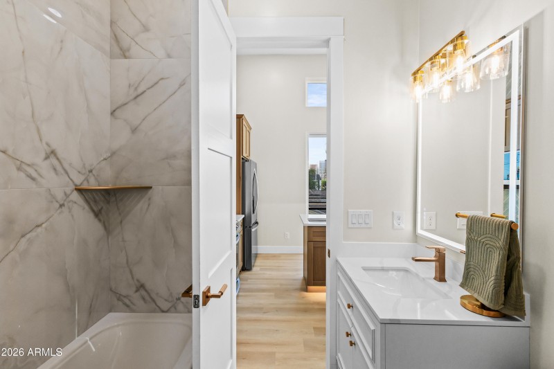 1115 S Montezuma Ave-37
