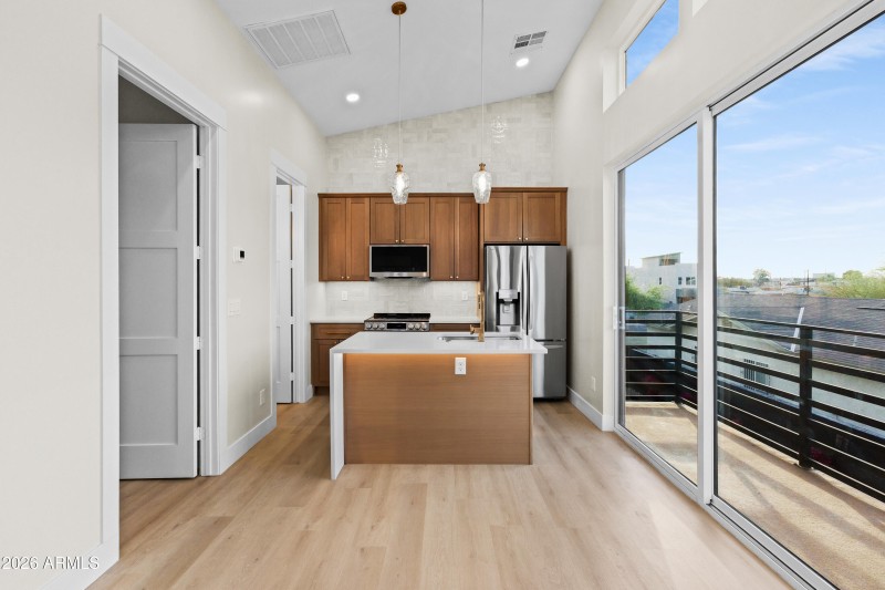 1115 S Montezuma Ave-47