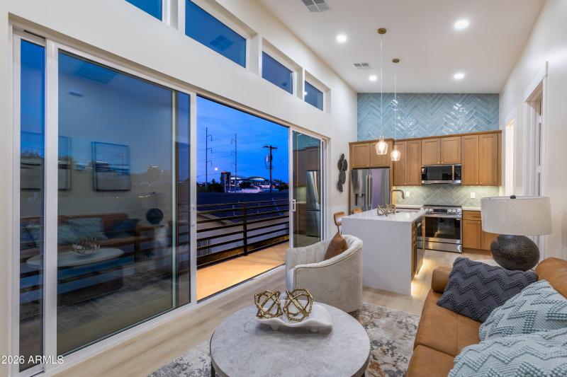 1115 S Montezuma Ave-60