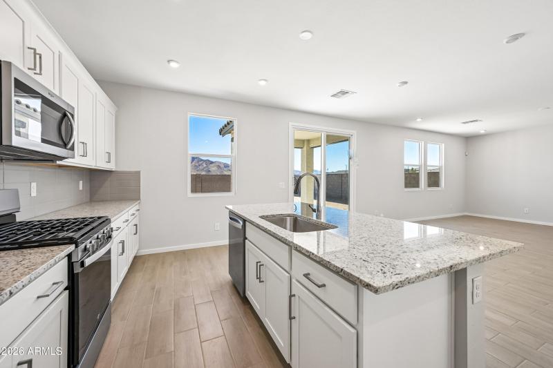 20_Nightingale_RV-O_New-Home-for-Sale-Su