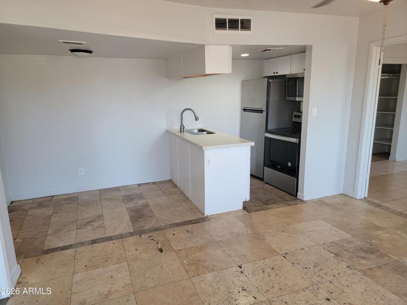 Kitchen_Dining Unit 2