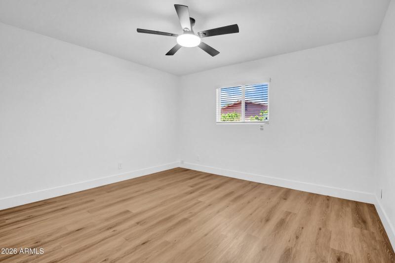 14-custom-4324 N 13th Pl-14