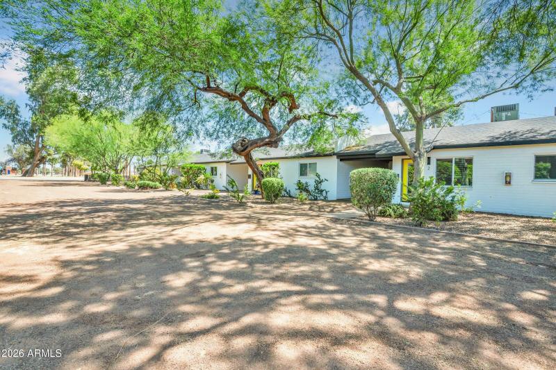 5-custom-4324 N 13th Pl-5