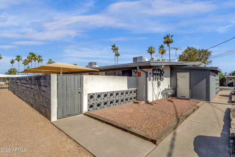 Patio/Laundry