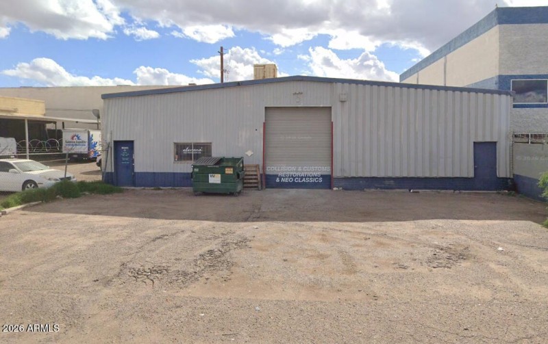 4131 E University