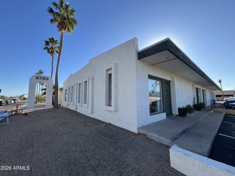 Exterior 7