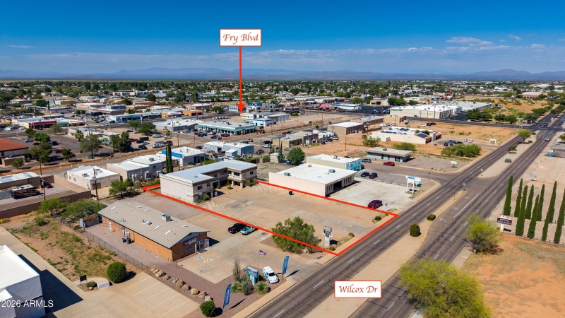 Fry and Wilcox are main streets