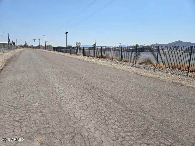 mesquite_street_south_to_the_property