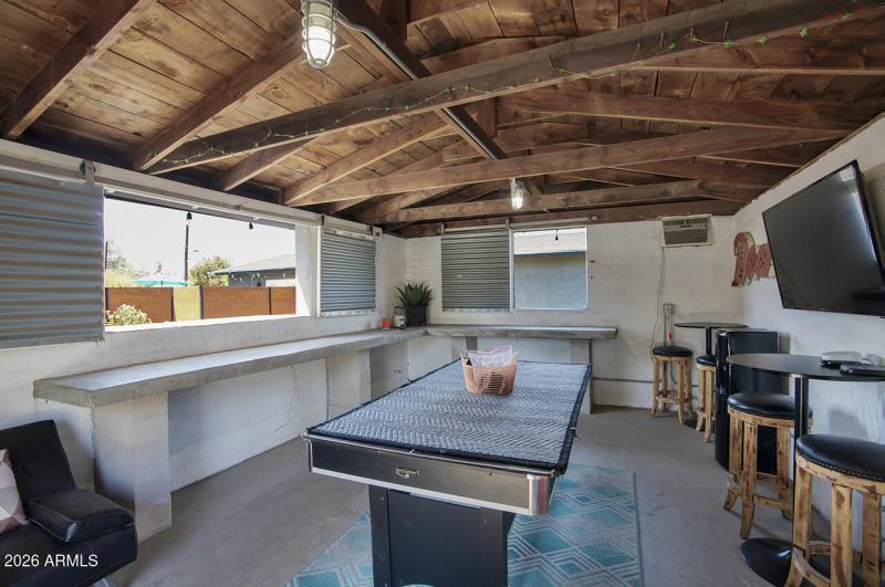 Entertainment barn