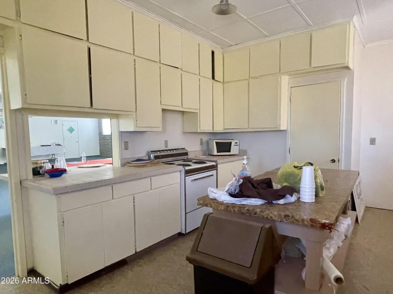 Kitchen 2