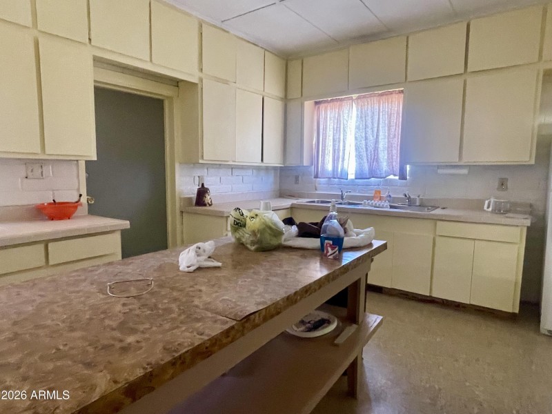 Kitchen 3