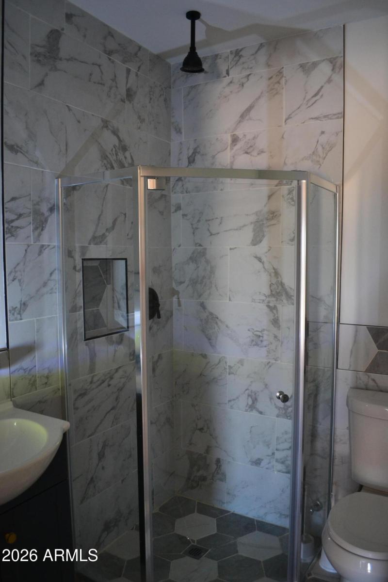 1BR Bath
