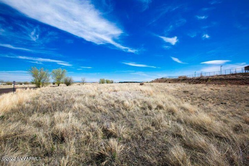 20190415220014611312000000-o