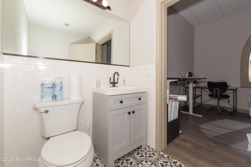 Suite B 7