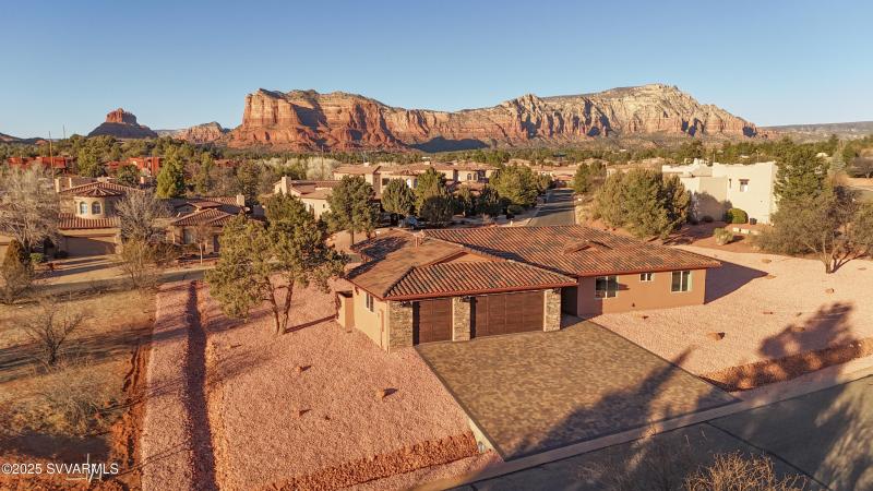 2-DJI_20250205080137_0161_D