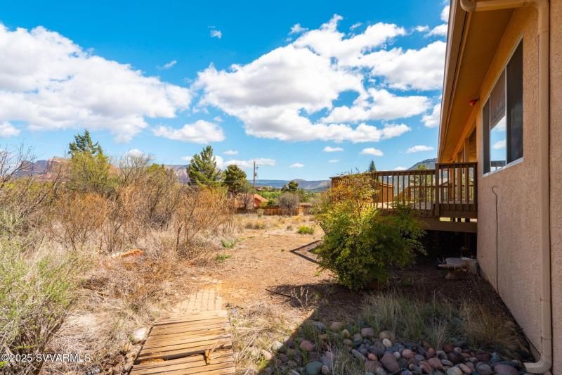 41-web-or-mls-120-appaloosa-dr