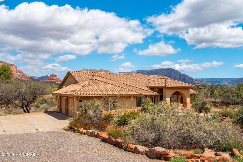 44-web-or-mls-120-appaloosa-dr