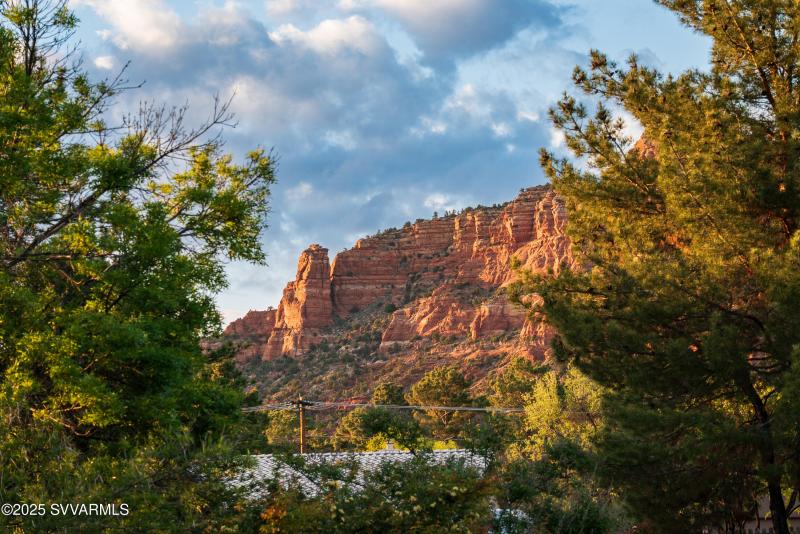 JL_100KaibabWay-exteriors-10