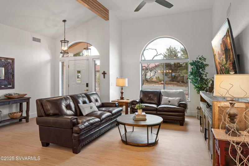 JL_100KaibabWay-interiors-CommonAreas-02