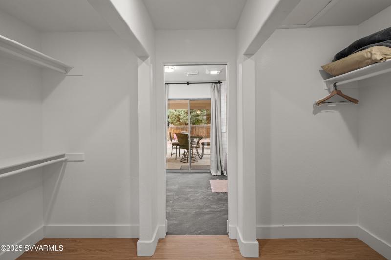 JL_100KaibabWay-interiors-PrimarySuite-0