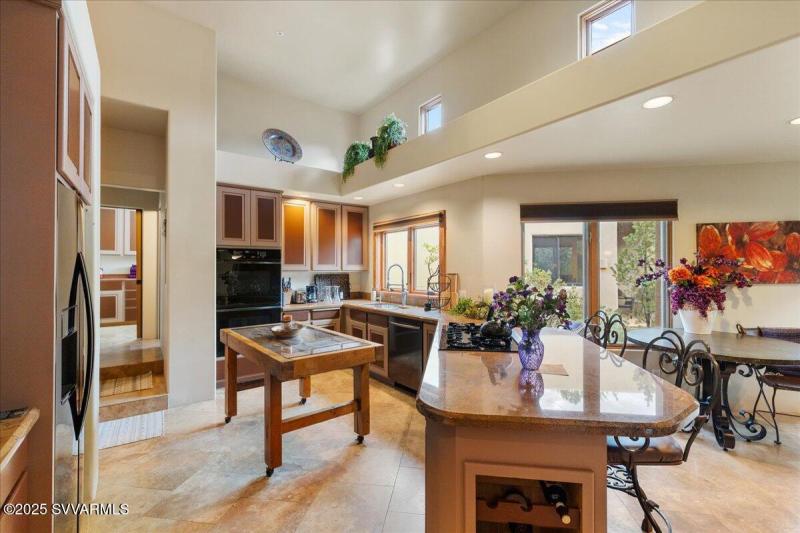 21-Kitchen