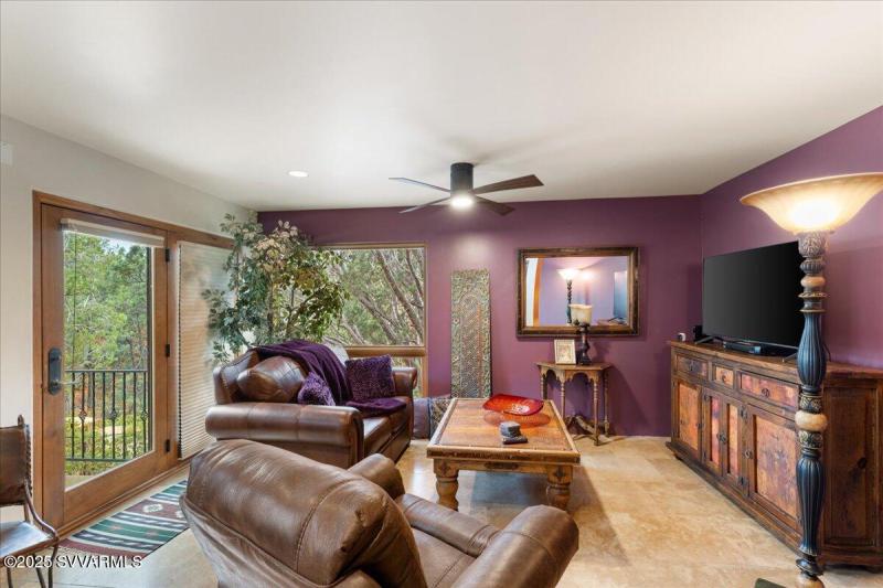 23-Family Room