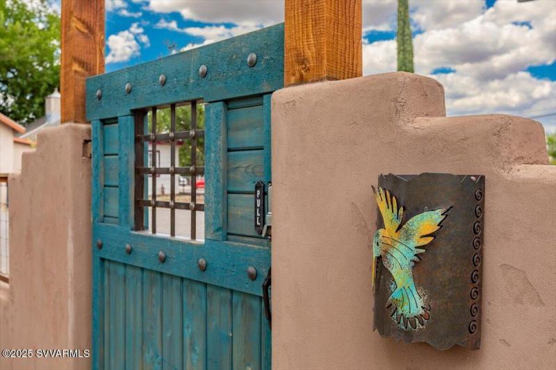 13-925 N 2nd-0028-HDR