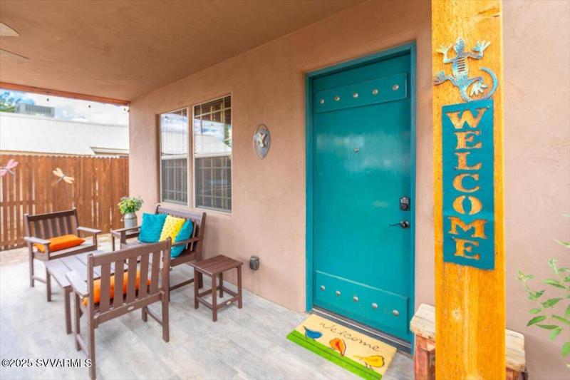 09-925 N 2nd-0034-HDR